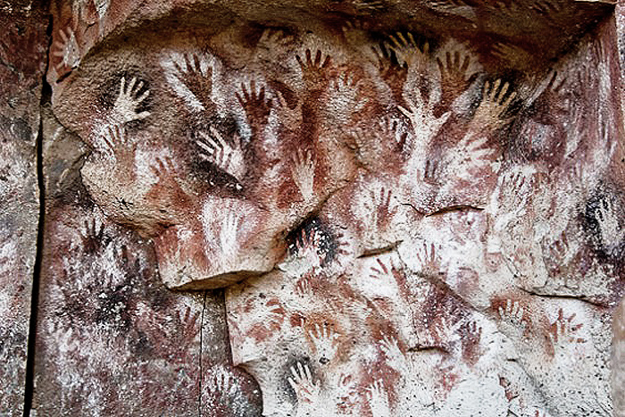 Cueva de los Manos (Argentina) (Source: Bradshaw Foundation)